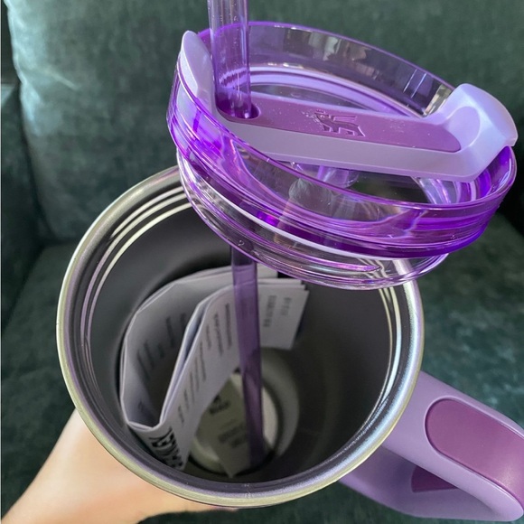 Stanley X Olivia Rodrigo Purple Guts Stars 40 oz Flowstate Quencher Tumbler BNIB - Picture 10 of 12